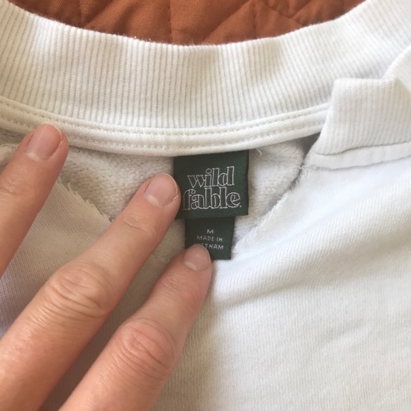 Wild Fable Notched Crop Pullover Sweatshirt - Picture 7 of 7